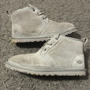Ugg nuemel boots